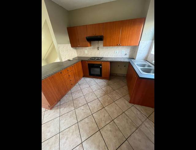 2 BEDROOM PROPERTY TO RENT IN PRETORIUSPARK